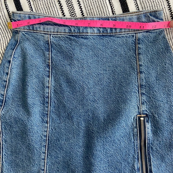 Free People We The Free Denim Skirt- EUC!! - Picture 5 of 6